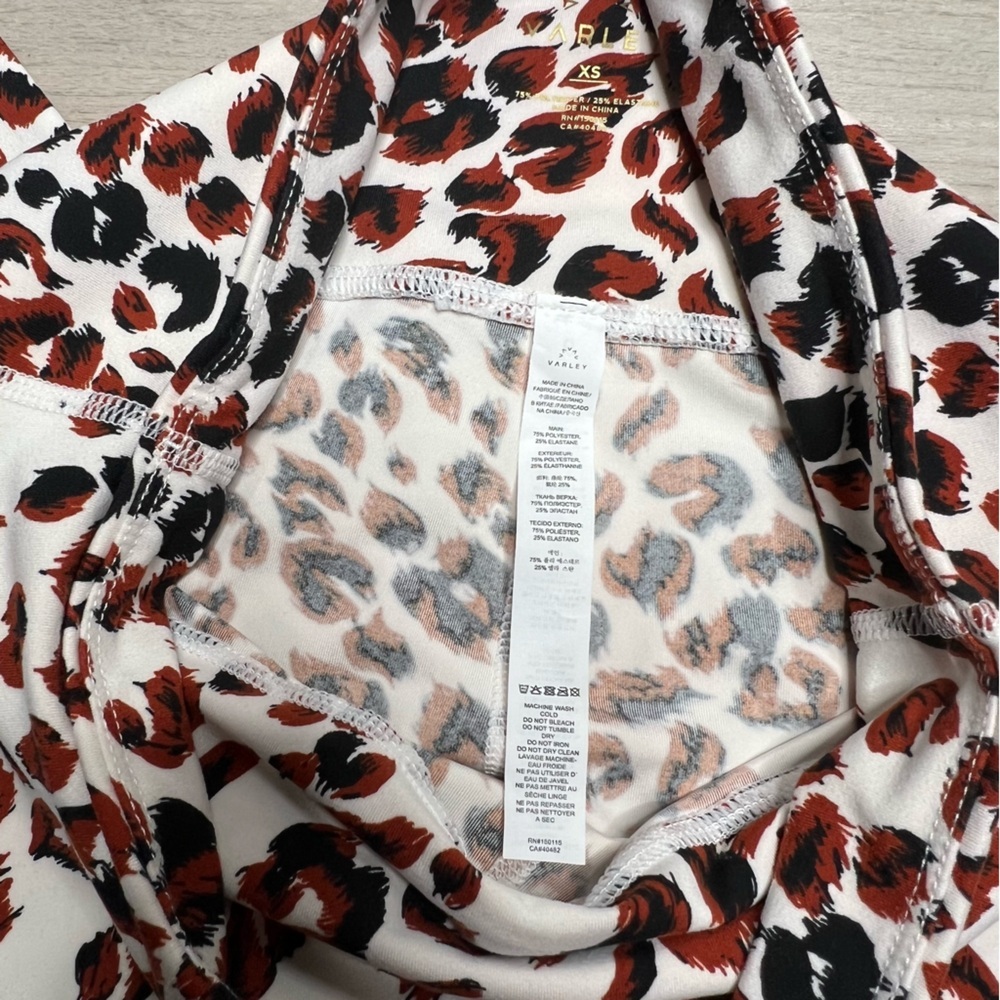 Varley Fountain Cut Out Sports Bra  + Leggings Set in Buckthorne Cheetah NWT - Picture 8 of 10